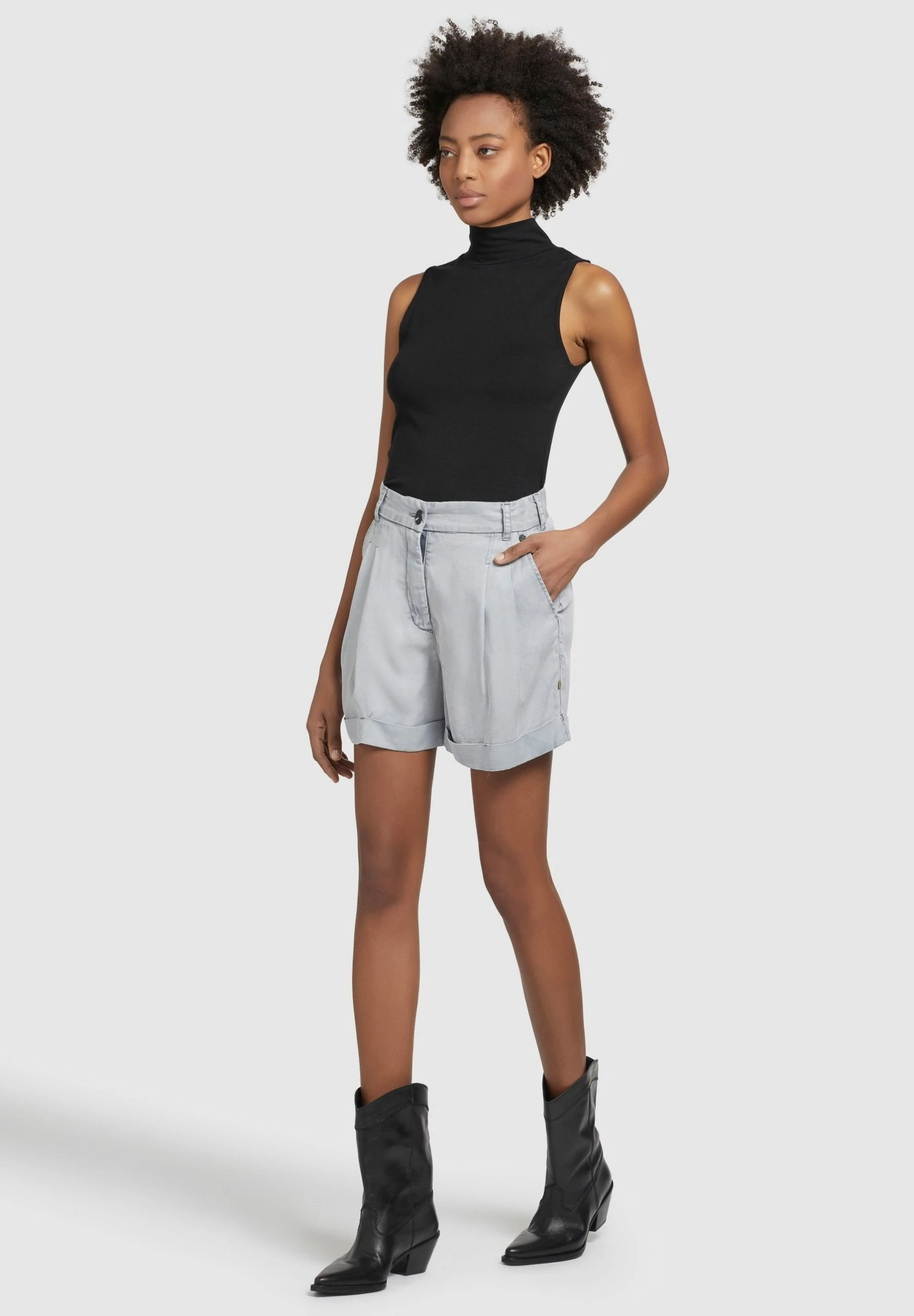 Khujo Elida - Shorts - Grey 9 Khujo Elida - Shorts - Grey - Imagen 7