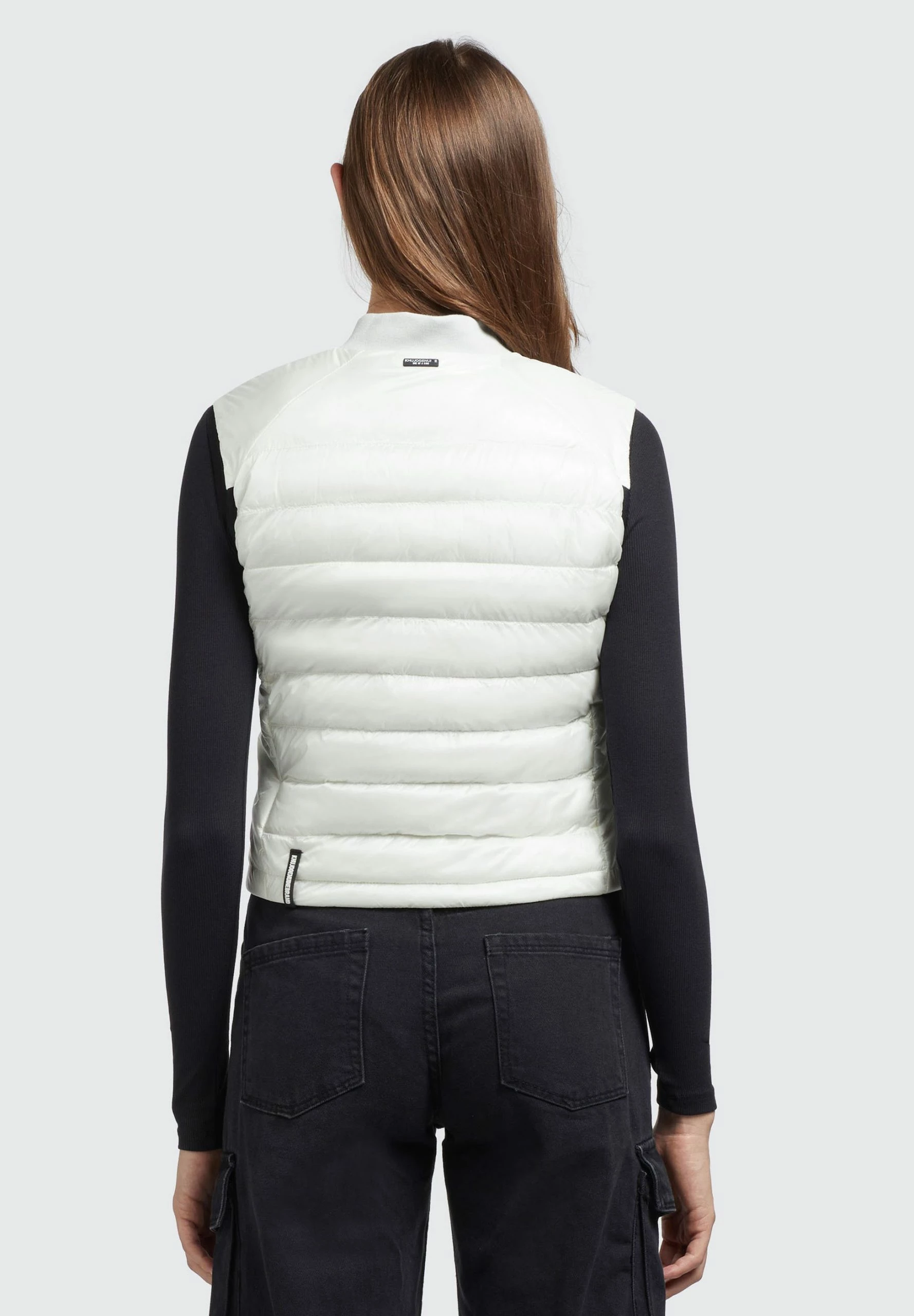 Khujo Stacy- Chaleco - Weiß 5 Khujo Stacy- Chaleco - Weiß - Imagen 3