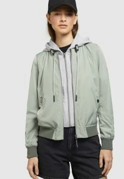 Khujo Persee - Chaqueta Fina - Blassgrün 13 Khujo Persee - Chaqueta Fina - Blassgrün -Khujo Ventas 6968f2090b174084a1c4e57bca3d756e